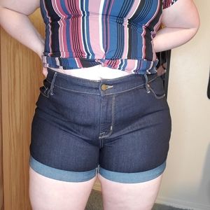 Jean shorts size 20w